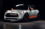 Mini Cooper S Ice Blue 2017 года (NA)